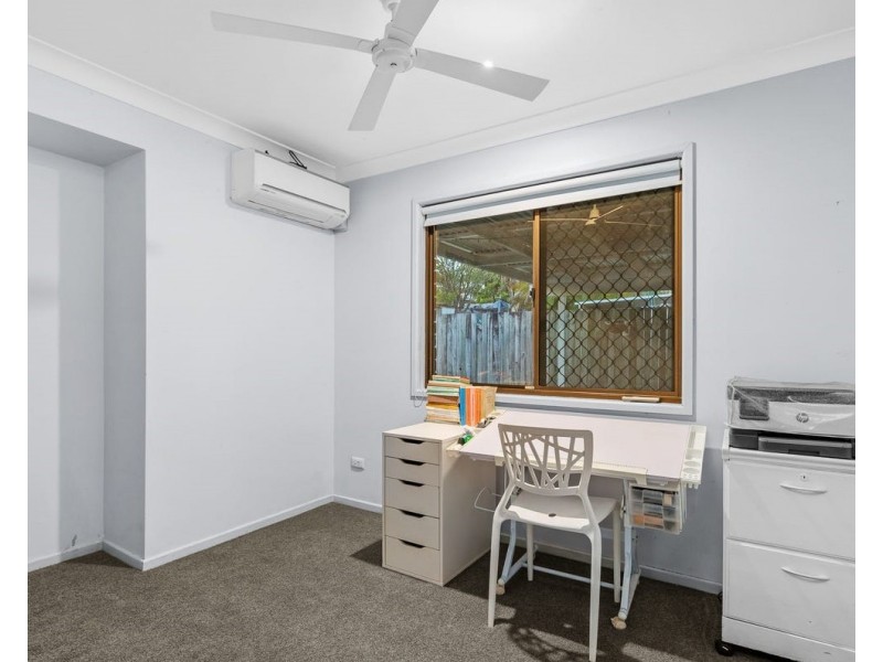 11 Ponderosa Street, Hillcrest QLD 4118
