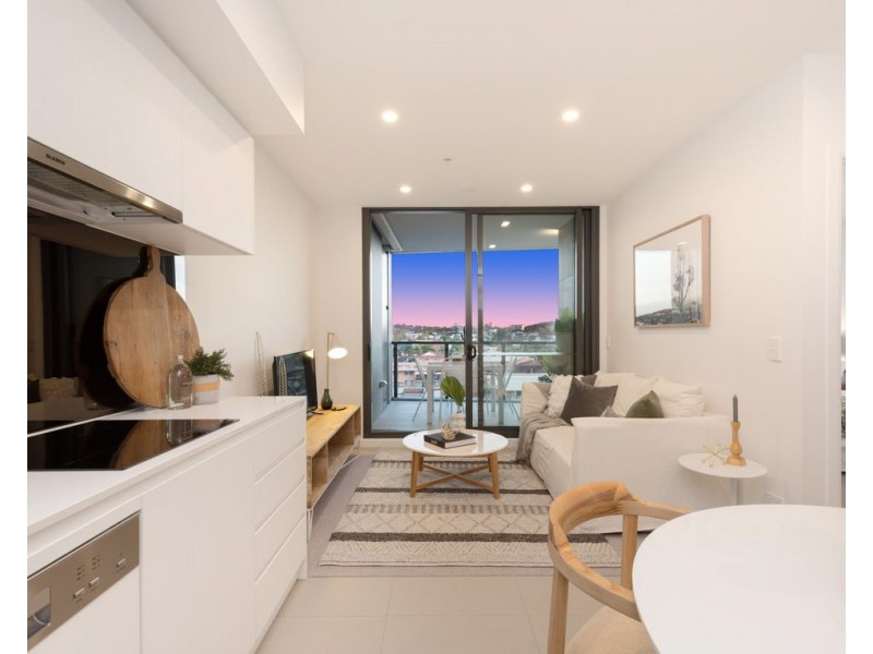 30807/300 OLD CLEVELAND ROAD, Coorparoo QLD 4151