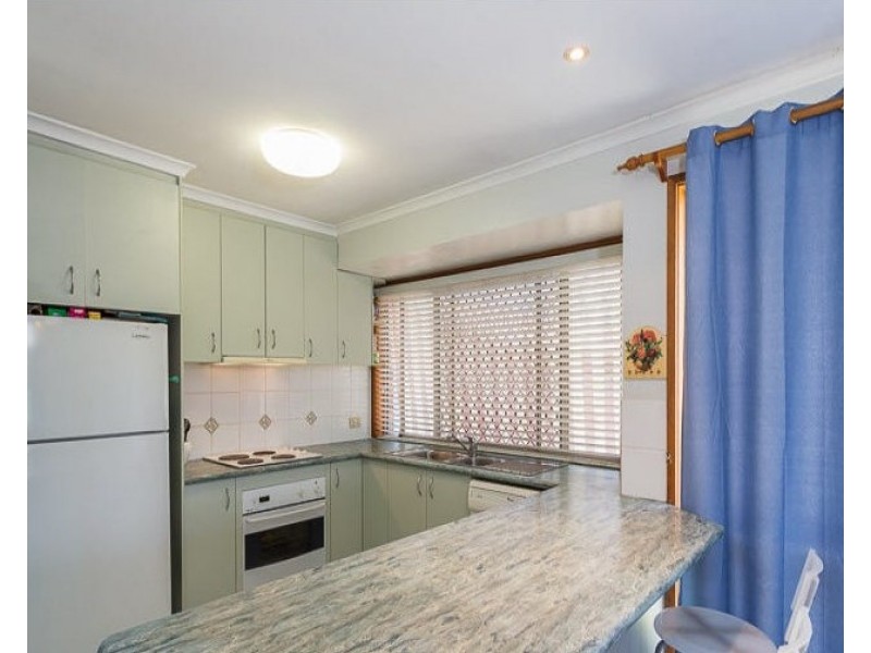 5 Bron Court, Loganlea QLD 4131