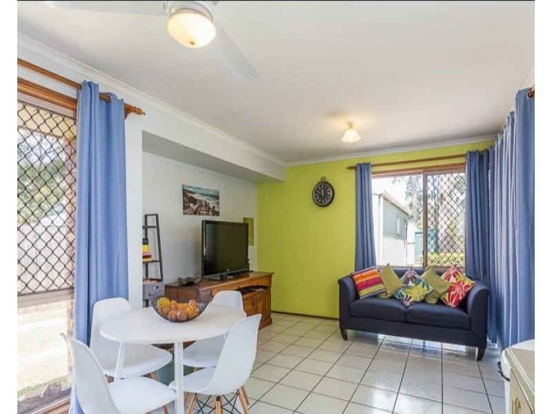 5 Bron Court, Loganlea QLD 4131