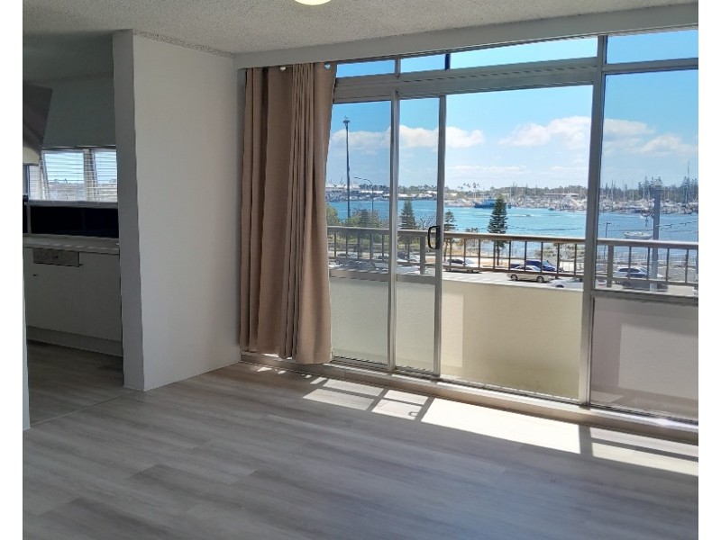 406/2 Barney Street, Southport QLD 4215