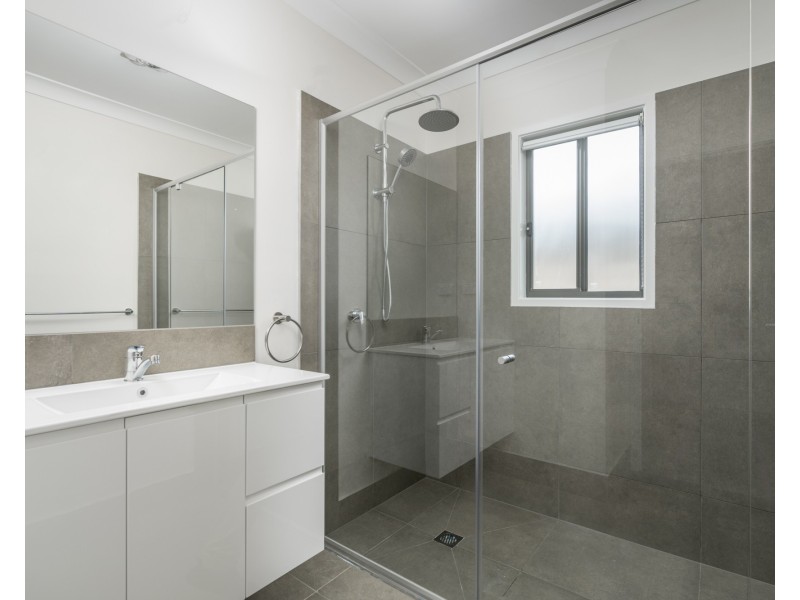 19 Olivia Street, Flinders View QLD 4305