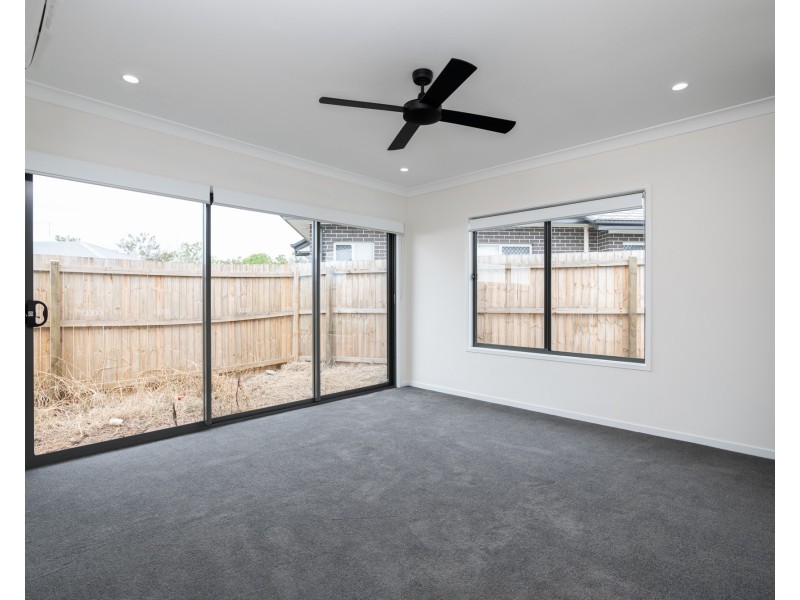 19 Olivia Street, Flinders View QLD 4305