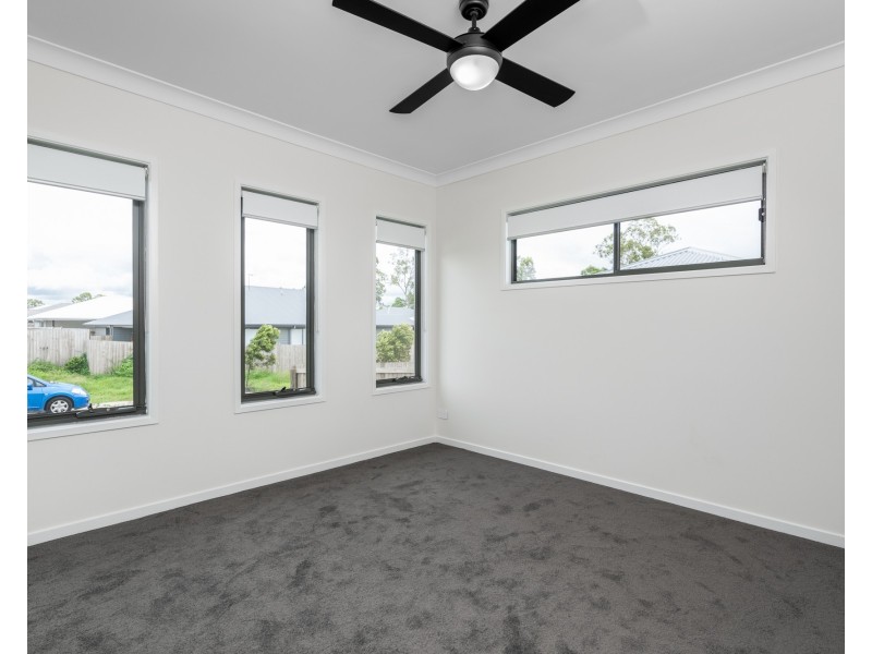 19 Olivia Street, Flinders View QLD 4305