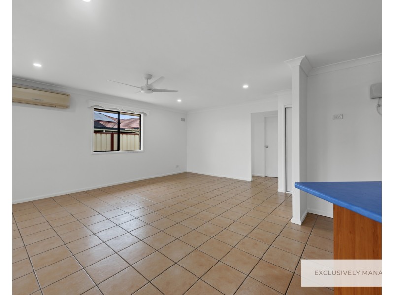 18 Vibrant Court, Dakabin QLD 4503