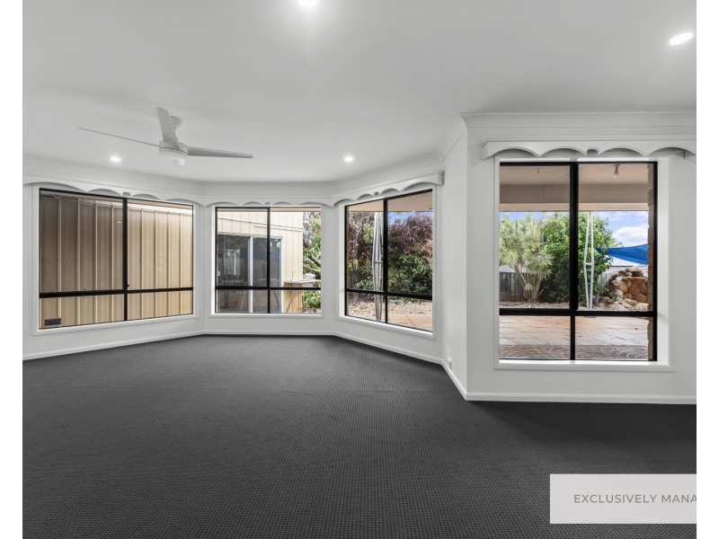 18 Vibrant Court, Dakabin QLD 4503