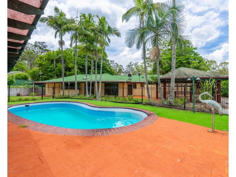 328 Johnson Road, Forestdale QLD 4118