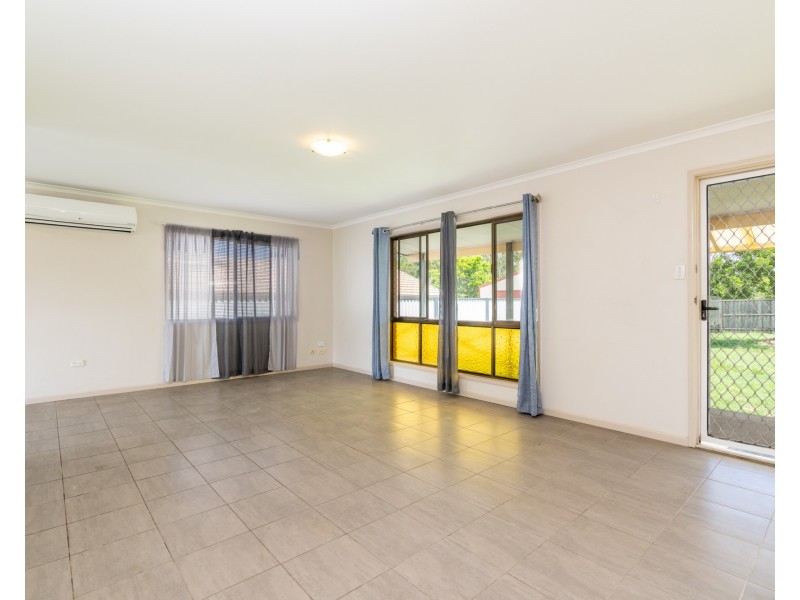 23 Paddies Crescent, Crestmead QLD 4132