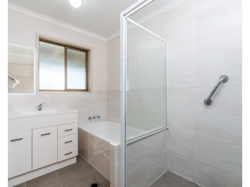 23 Paddies Crescent, Crestmead QLD 4132
