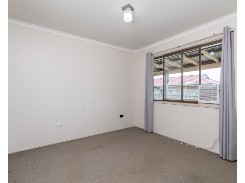 23 Paddies Crescent, Crestmead QLD 4132
