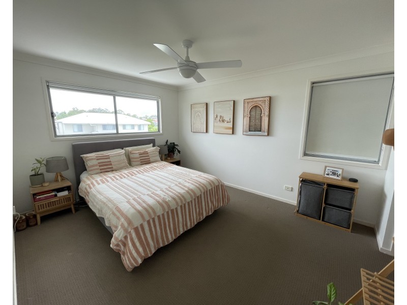 28/95 Lexey Crescent, Wakerley QLD 4154