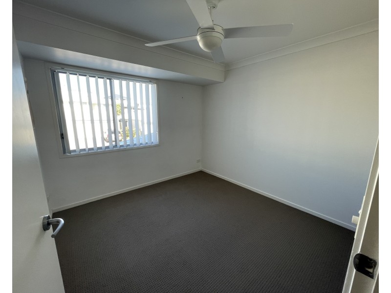 28/95 Lexey Crescent, Wakerley QLD 4154