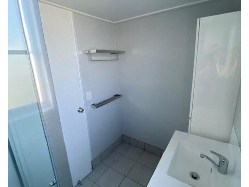 10/72 Marine Parade, Southport QLD 4215
