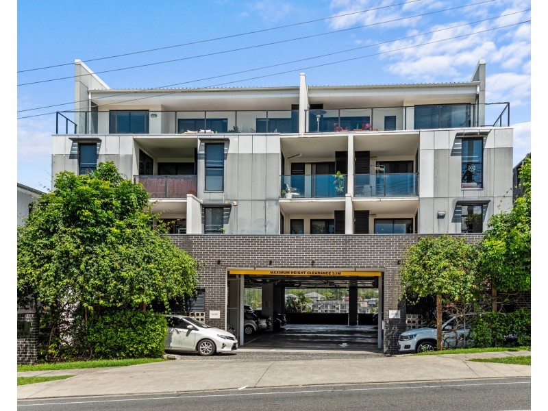 4/41 Clarence Road, Indooroopilly QLD 4068
