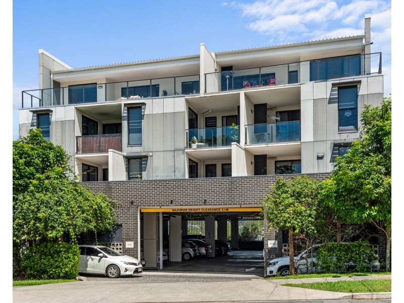 4/41 Clarence Road, Indooroopilly QLD 4068