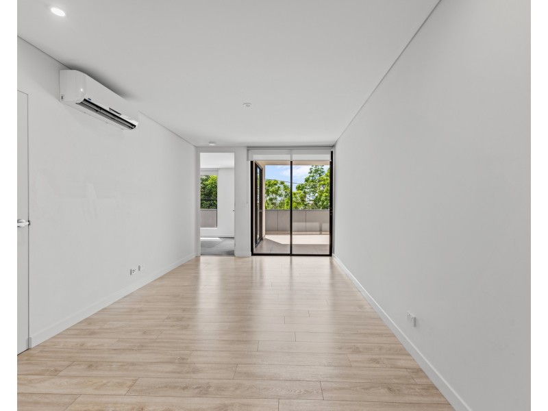 4/41 Clarence Road, Indooroopilly QLD 4068