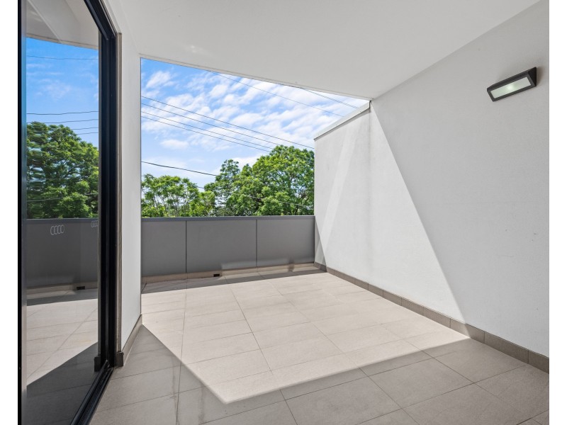 4/41 Clarence Road, Indooroopilly QLD 4068