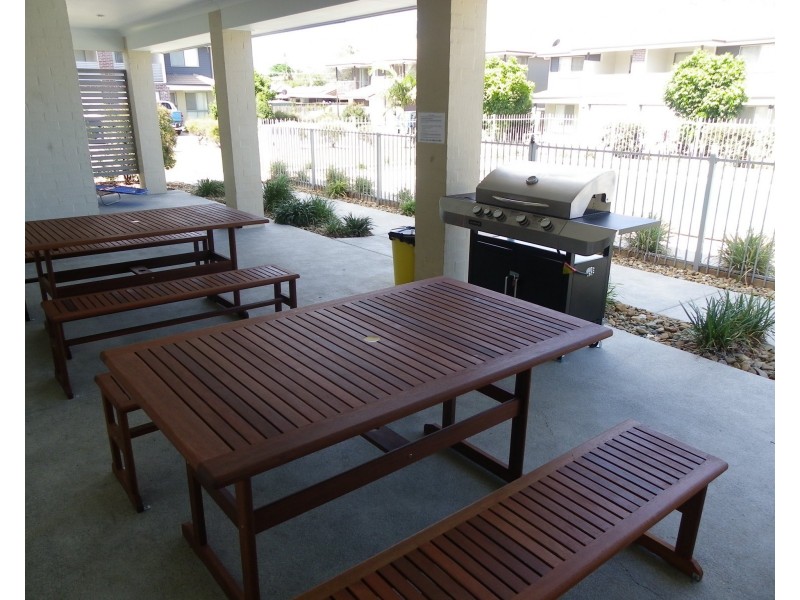 XT/99-113 Peverell Street, Hillcrest QLD 4118