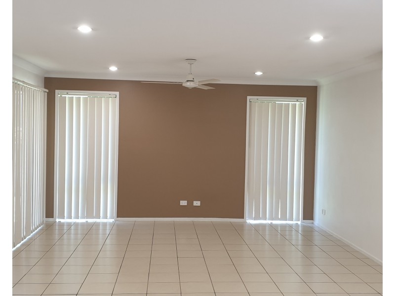 52 Allison Drive, Kallangur QLD 4503