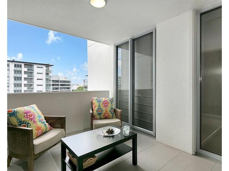30/15 Walsh Street, Milton QLD 4064