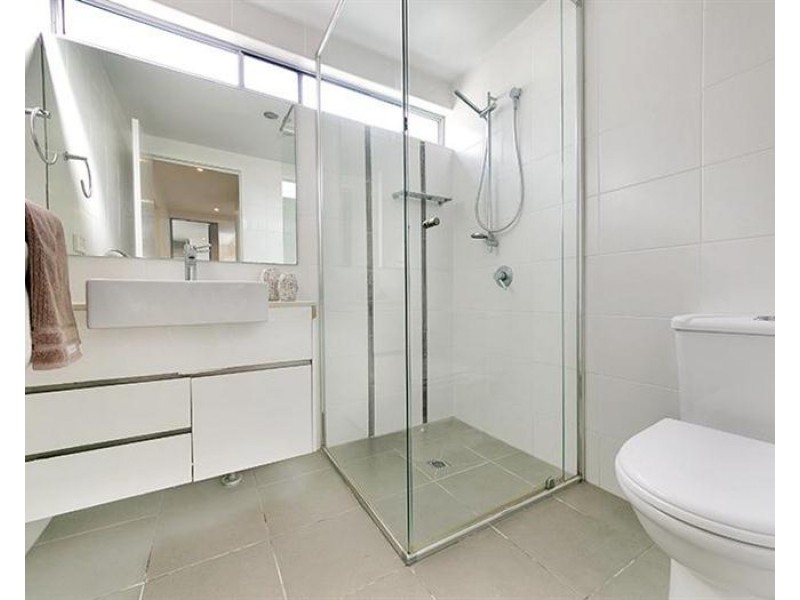 30/15 Walsh Street, Milton QLD 4064