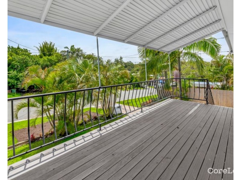 16 Boronia Drive, Southport QLD 4215