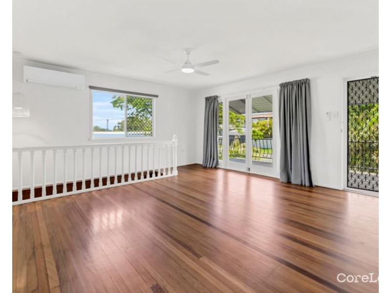 16 Boronia Drive, Southport QLD 4215