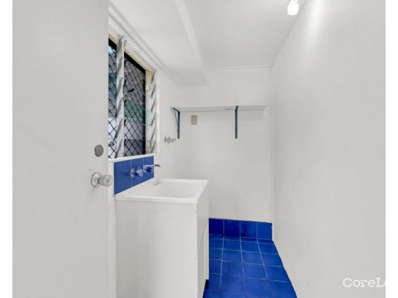 16 Boronia Drive, Southport QLD 4215