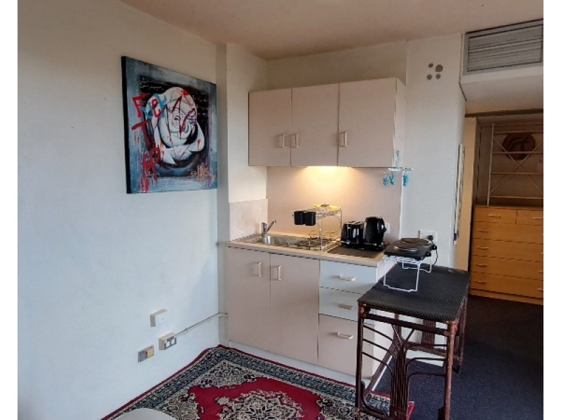 415/2 Barney Street, Southport QLD 4215