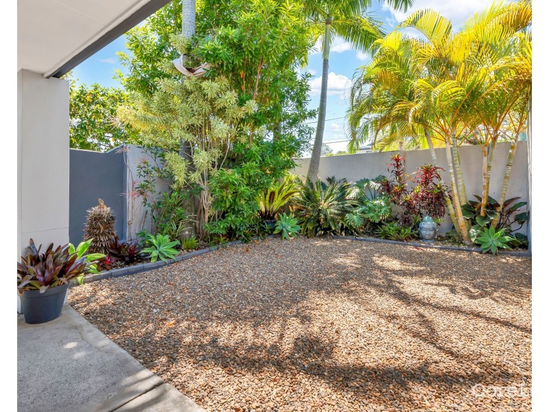 12 Heeb Street, Bundall QLD 4217