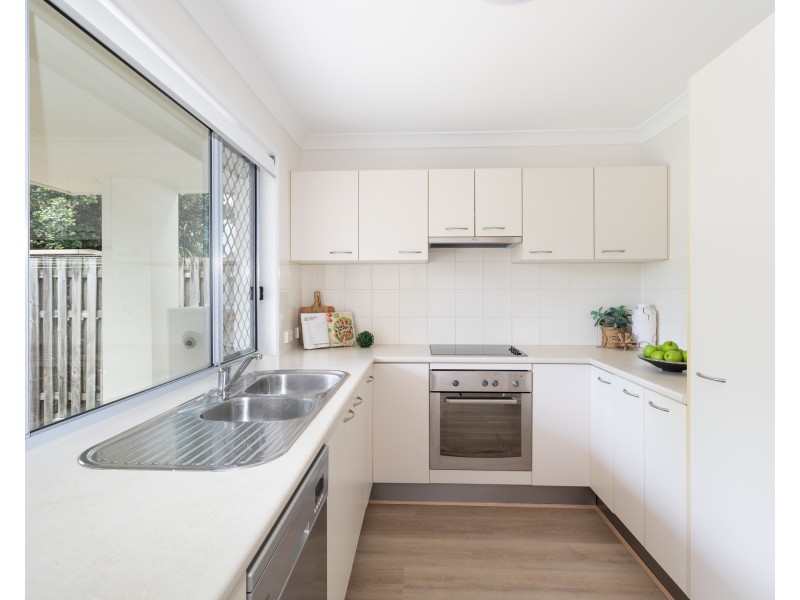 13/110 Lexey Crescent, Wakerley QLD 4154