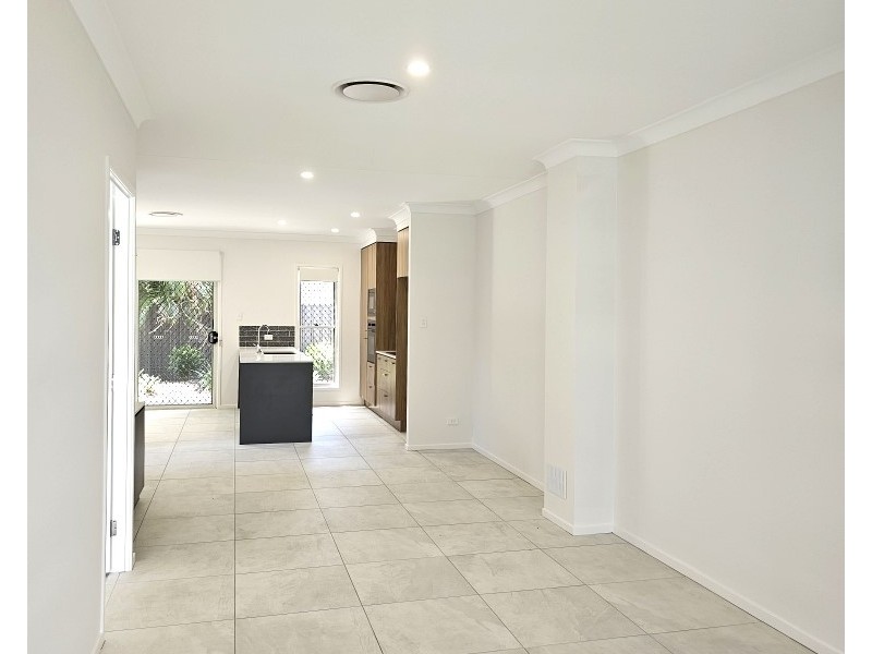 18/83 Cribb Avenue, Mitchelton QLD 4053