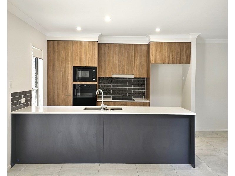 18/83 Cribb Avenue, Mitchelton QLD 4053