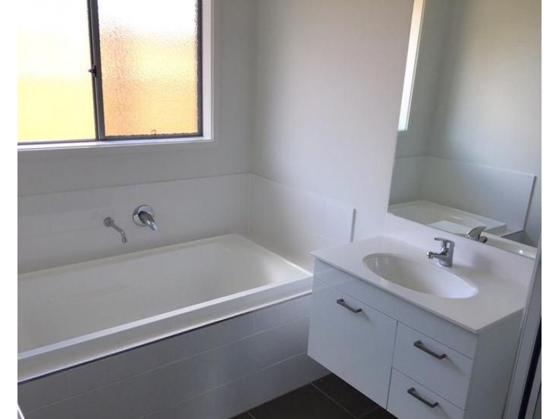 66 Norton Sands Drive, Redbank Plains QLD 4301