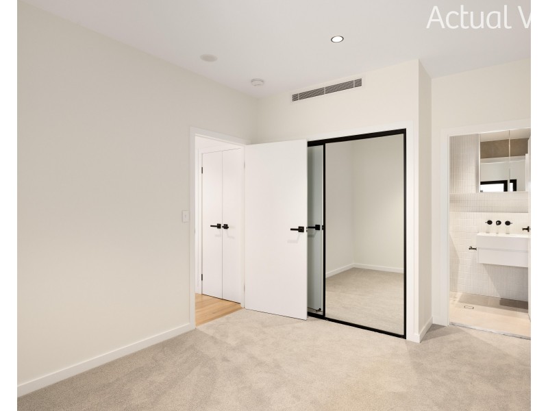 304/25 Bank Street, West End QLD 4101