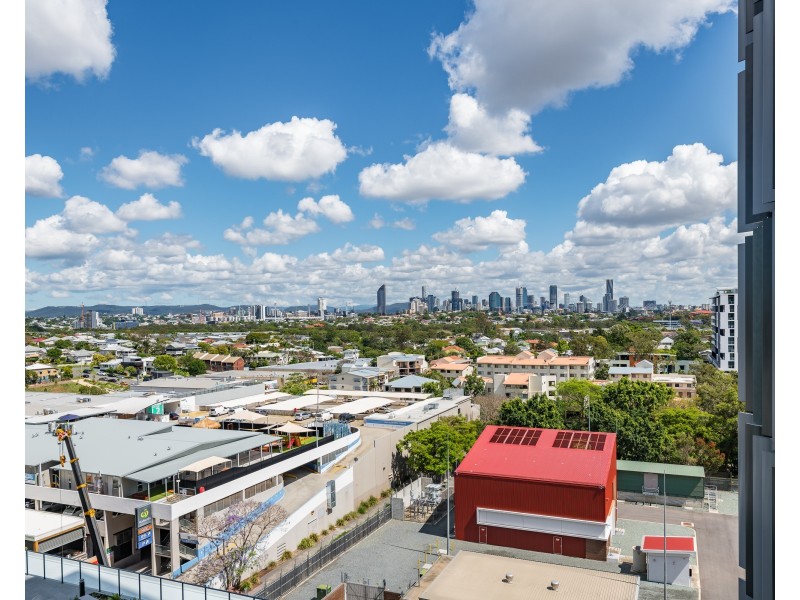 11210/300 Old Cleveland Road, Coorparoo QLD 4151