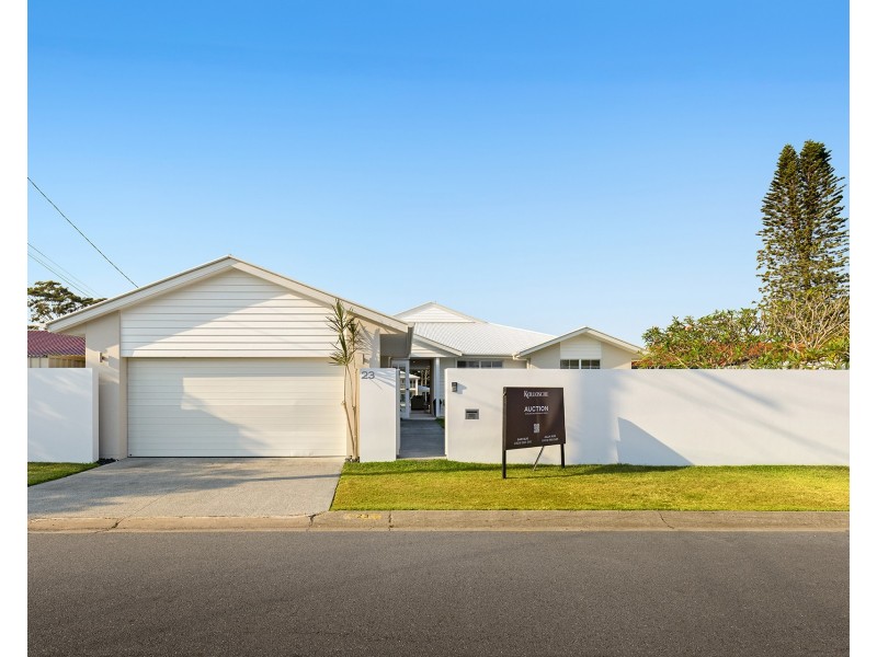 23 Park Avenue, Broadbeach Waters QLD 4218
