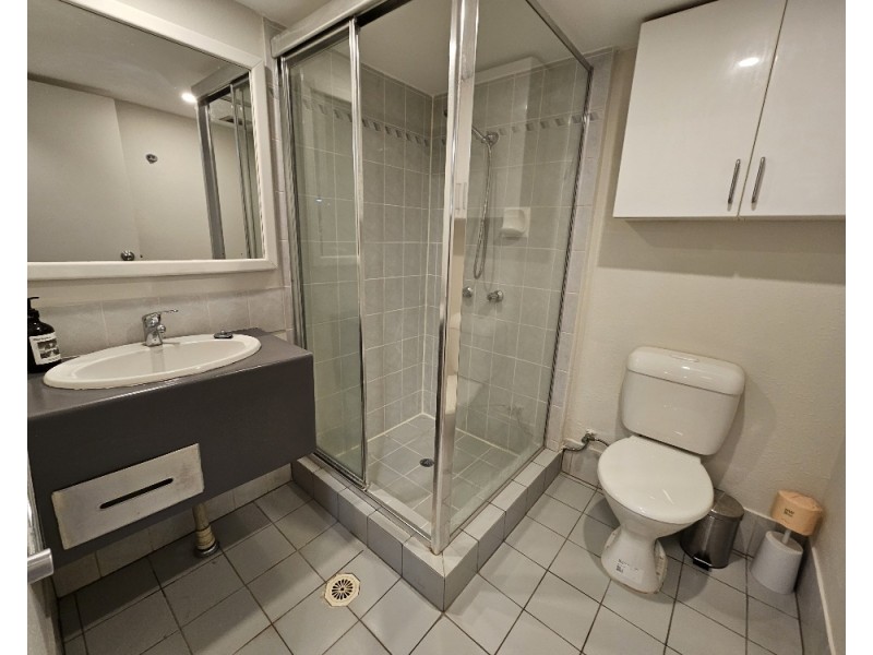 408/2 Barney Street, Southport QLD 4215