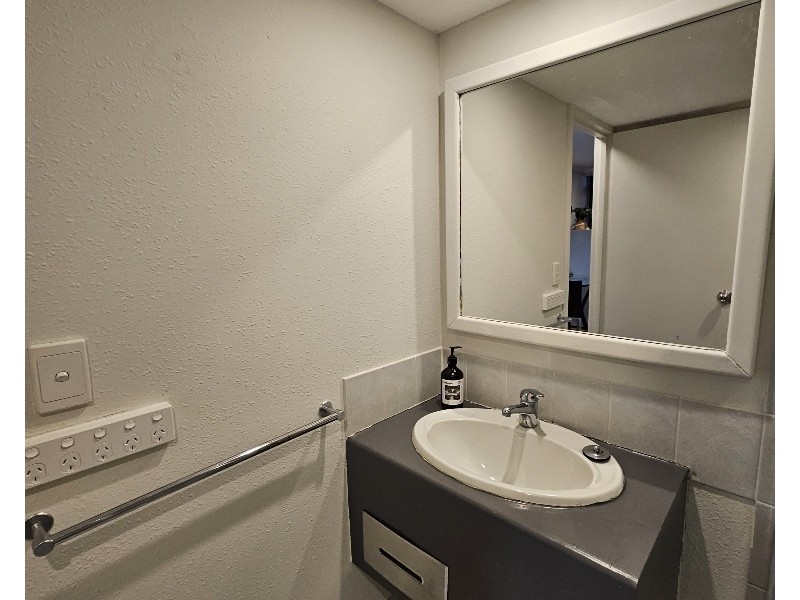 408/2 Barney Street, Southport QLD 4215