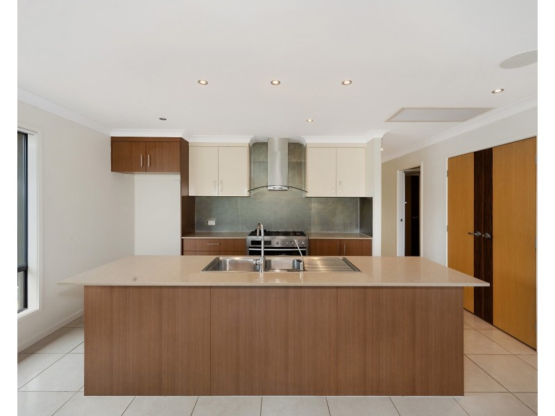 33 Sarsenet Circuit, Mount Cotton QLD 4165