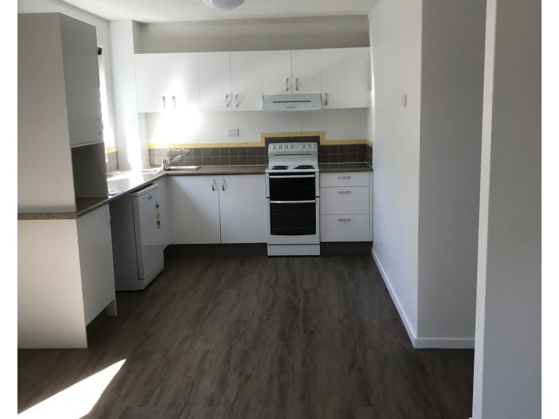 Unit 2/35 Seagull Ave, Mermaid Beach QLD 4218