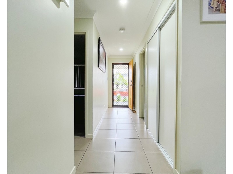 1A Panama St, Pimpama QLD 4209