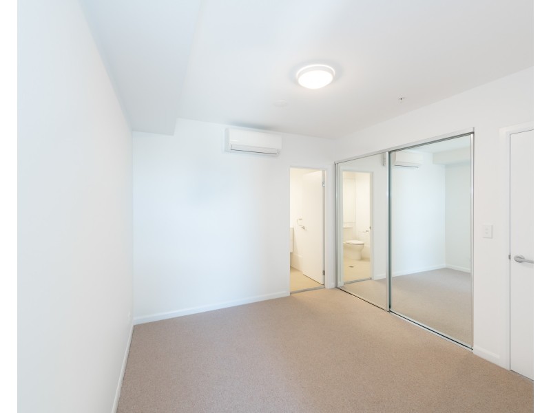 20602/300 Old Cleveland Rd, Coorparoo QLD 4151