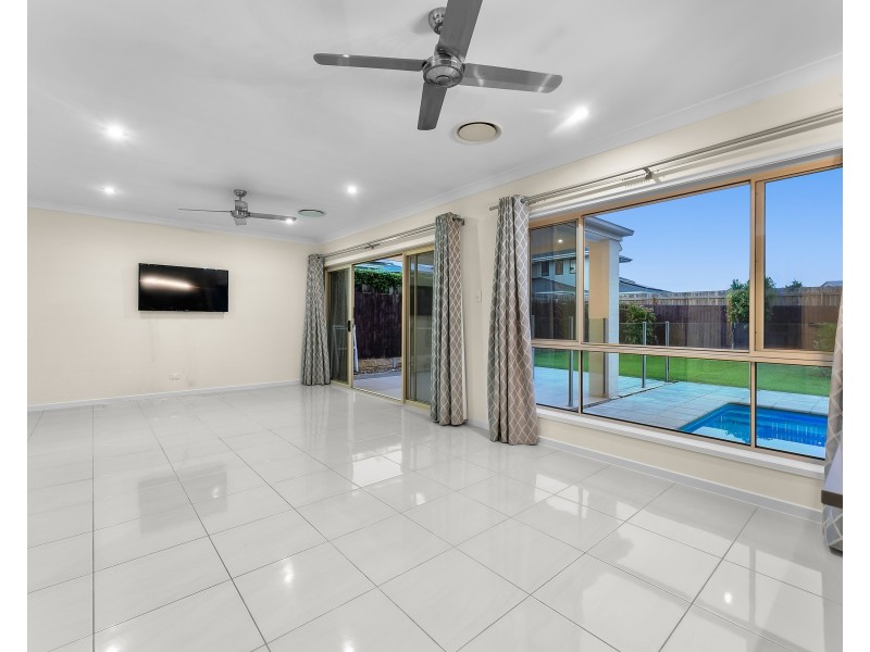 15 Harrison Street, North Lakes QLD 4509