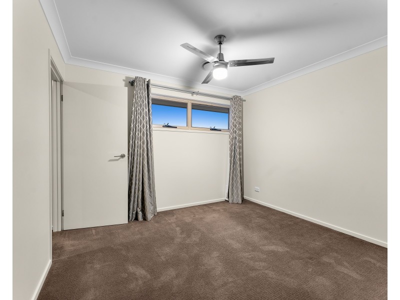 15 Harrison Street, North Lakes QLD 4509