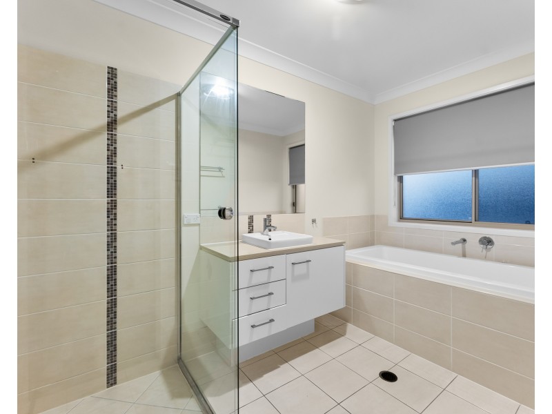 15 Harrison Street, North Lakes QLD 4509