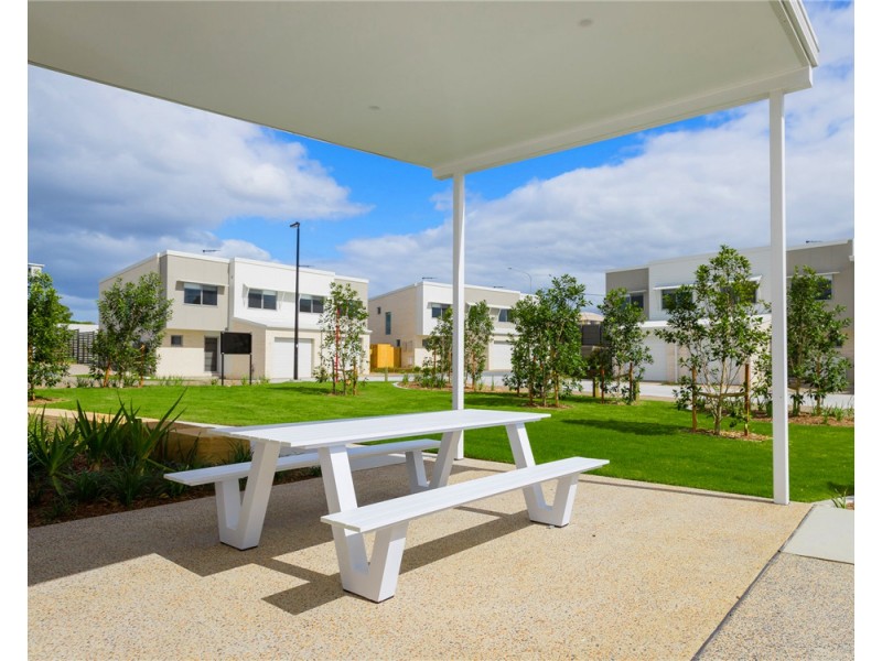 06/15 Mayfair Street, Doolandella QLD 4077