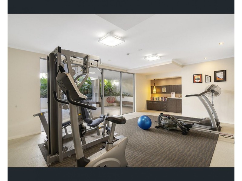 11/18 Barramul Street, Bulimba QLD 4171