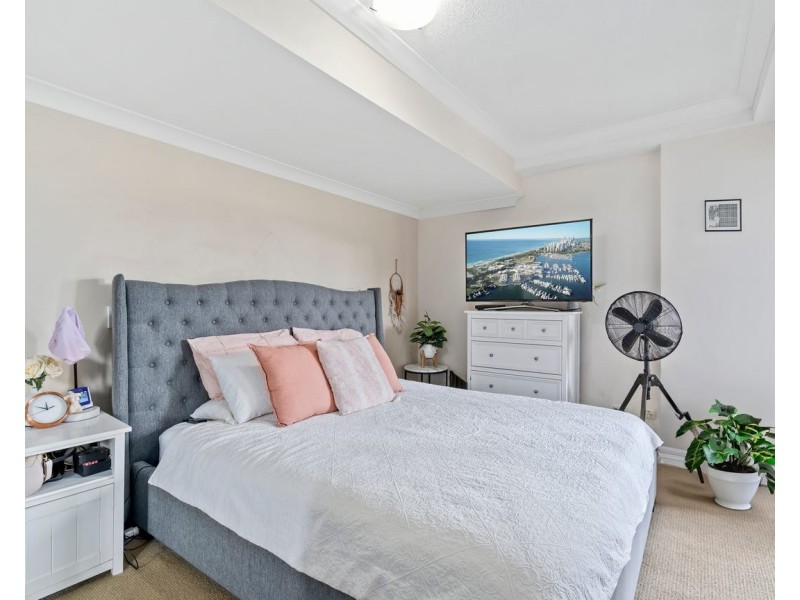 4101/12 Executive Drive, Burleigh Waters QLD 4220
