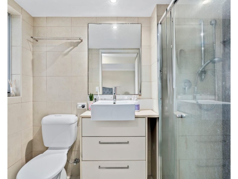 4101/12 Executive Drive, Burleigh Waters QLD 4220